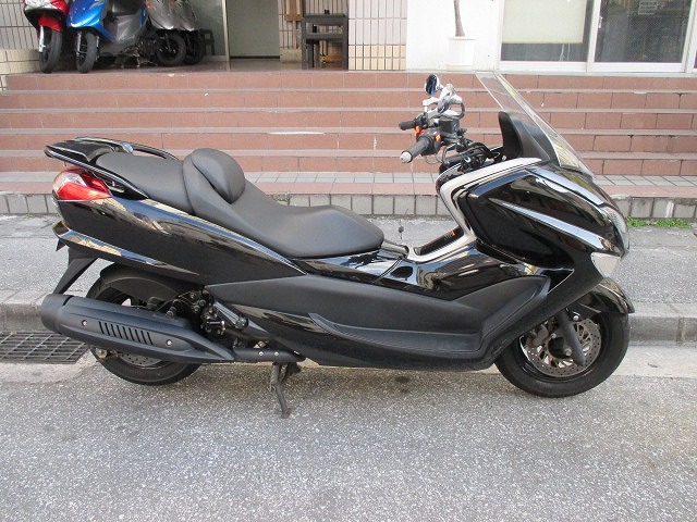 250cc】ヤマハ マジェスティ黒：沖縄レンタルバイクのインリンク【格安  