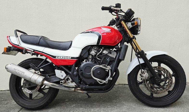 250㏄】ホンダ ジェイド：沖縄レンタルバイクのインリンク