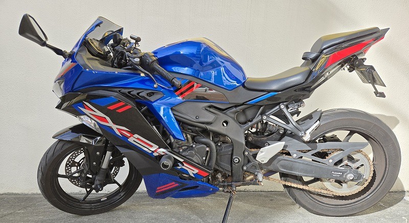 沖縄市Ninja250 250㏄】カワサキ ニンジャZX25R：沖縄レンタルバイクのインリンク